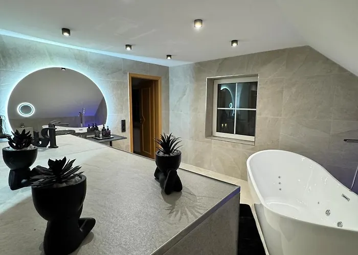 Ays-spa, Whirlpool & Sauna 아파트 이제를론