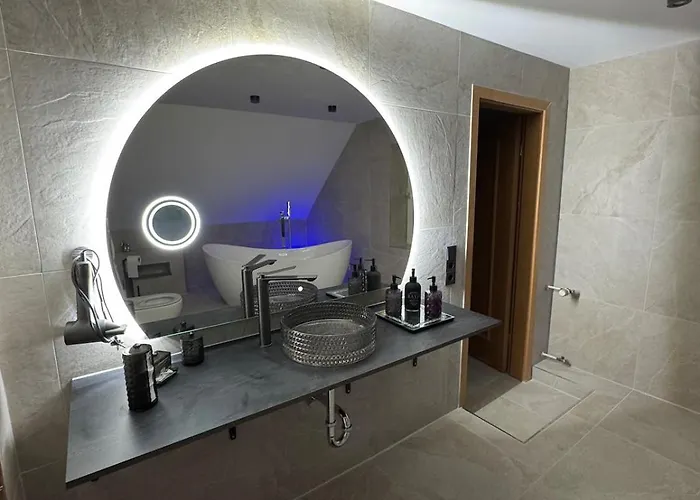Ays-spa, Whirlpool & Sauna Apartment *